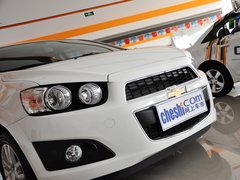 2013款 三厢 1.6L 自动 风尚影音版