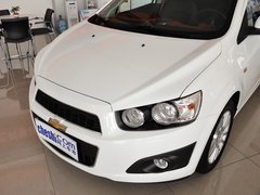 2013款 三厢 1.6L 自动 风尚影音版