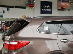 2013款 3.0L 自动 豪华版 7座
