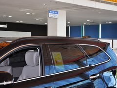 2013款 3.0L 自动 豪华版 7座