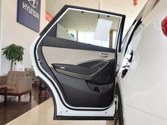 2013款 3.0L 自动 旗舰型 7座