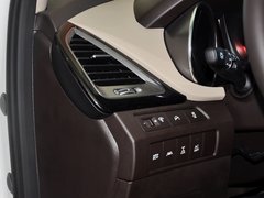 2013款 3.0L 自动 旗舰型 7座