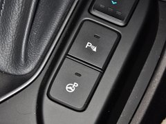 2013款 3.0L 自动 旗舰型 7座