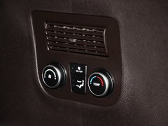 2013款 3.0L 自动 旗舰型 7座