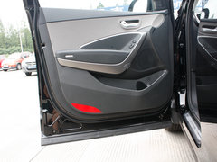 2013款 3.0L 自动 舒适型 7座