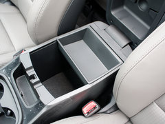 2013款 3.0L 自动 舒适型 7座