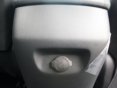 2013款 3.0L 自动 舒适型 7座
