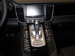 2014款 3.0T DCT 4S Executive