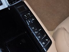 2014款 3.0T DCT S Executive