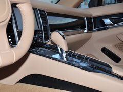 2014款 3.0T DCT S Executive