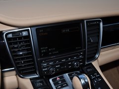 2014款 3.0T DCT S Executive