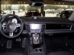 2014款 3.0T DCT S Executive