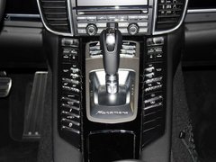 2014款 3.0T DCT S Executive