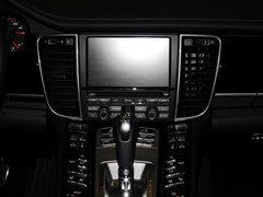 2014款 3.0T DCT S Executive