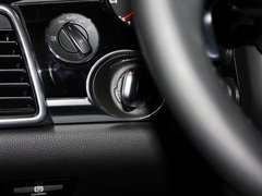 2014款 3.0T DCT S Executive