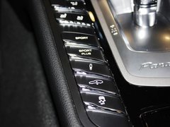 2014款 3.0T DCT S Executive