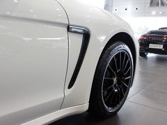 2014款 3.0T DCT S Executive