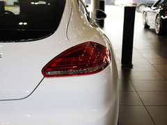 2014款 3.0T DCT S Executive