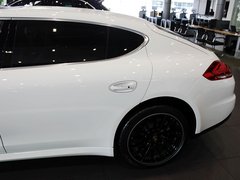 2014款 3.0T DCT S Executive