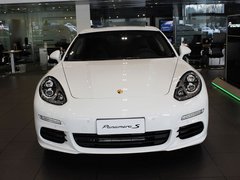 2014款 3.0T DCT S Executive