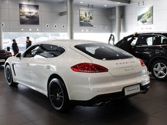 2014款 3.0T DCT S Executive