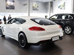 2014款 3.0T DCT S Executive