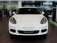 2014款 3.0T DCT S Executive