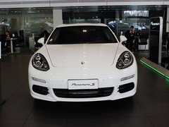 2014款 3.0T DCT S Executive
