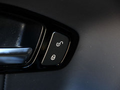 2013款 2.0T 5门熠动限量版