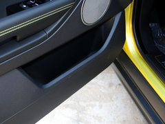 2013款 2.0T 5门熠动限量版