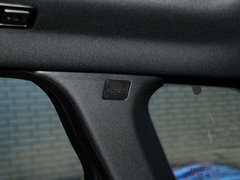 2013款 2.0T 5门熠动限量版