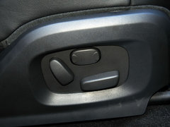 2013款 2.0T 5门熠动限量版