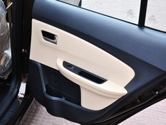 2013款 1.5 手动 风尚型