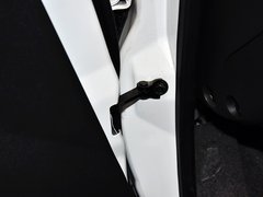 2013款 L 2.7L 手动 汽油领航豪华型 14座 国四