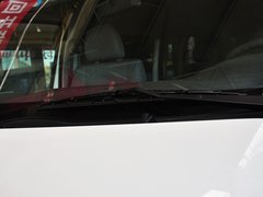2013款 L 2.7L 手动 汽油领航豪华型 14座 国四