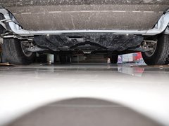 2013款 L 2.7L 手动 汽油领航豪华型 14座 国四