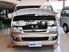 2013款 L 2.7L 手动 汽油领航豪华型 14座 国四