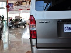 2013款 L 2.7L 手动 汽油领航豪华型 14座 国四