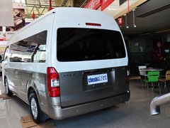 2013款 L 2.7L 手动 汽油领航豪华型 14座 国四