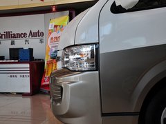 2013款 L 2.7L 手动 汽油领航豪华型 14座 国四