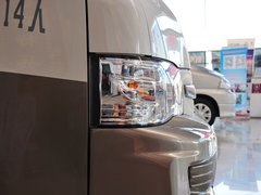 2013款 L 2.7L 手动 汽油领航豪华型 14座 国四