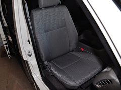 2013款 L 2.7L 手动 汽油领航豪华型 14座 国四