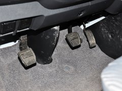 2013款 L 2.7L 手动 汽油领航豪华型 14座 国四