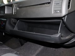 2013款 L 2.7L 手动 汽油领航豪华型 14座 国四