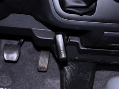 2013款 L 2.7L 手动 汽油领航豪华型 14座 国四