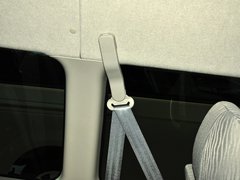 2013款 L 2.7L 手动 汽油领航豪华型 14座 国四