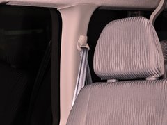 2013款 L 2.7L 手动 汽油领航豪华型 14座 国四