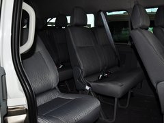 2013款 L 2.7L 手动 汽油领航豪华型 14座 国四