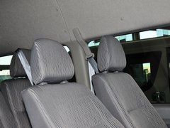 2013款 L 2.7L 手动 汽油领航豪华型 14座 国四