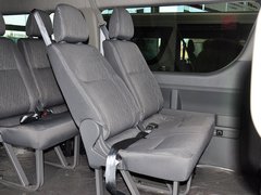 2013款 L 2.7L 手动 汽油领航豪华型 14座 国四